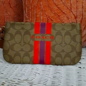 Wristlet